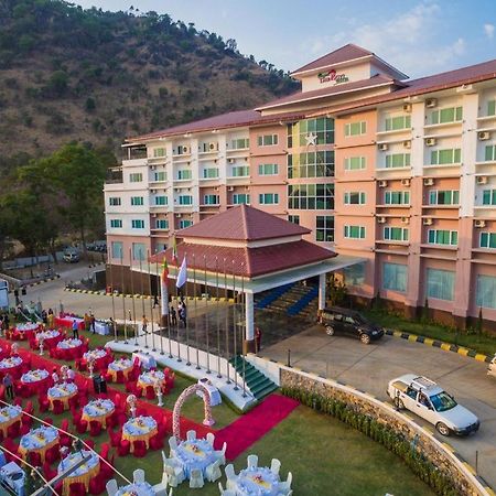 Royal Taunggyi Hotel Esterno foto