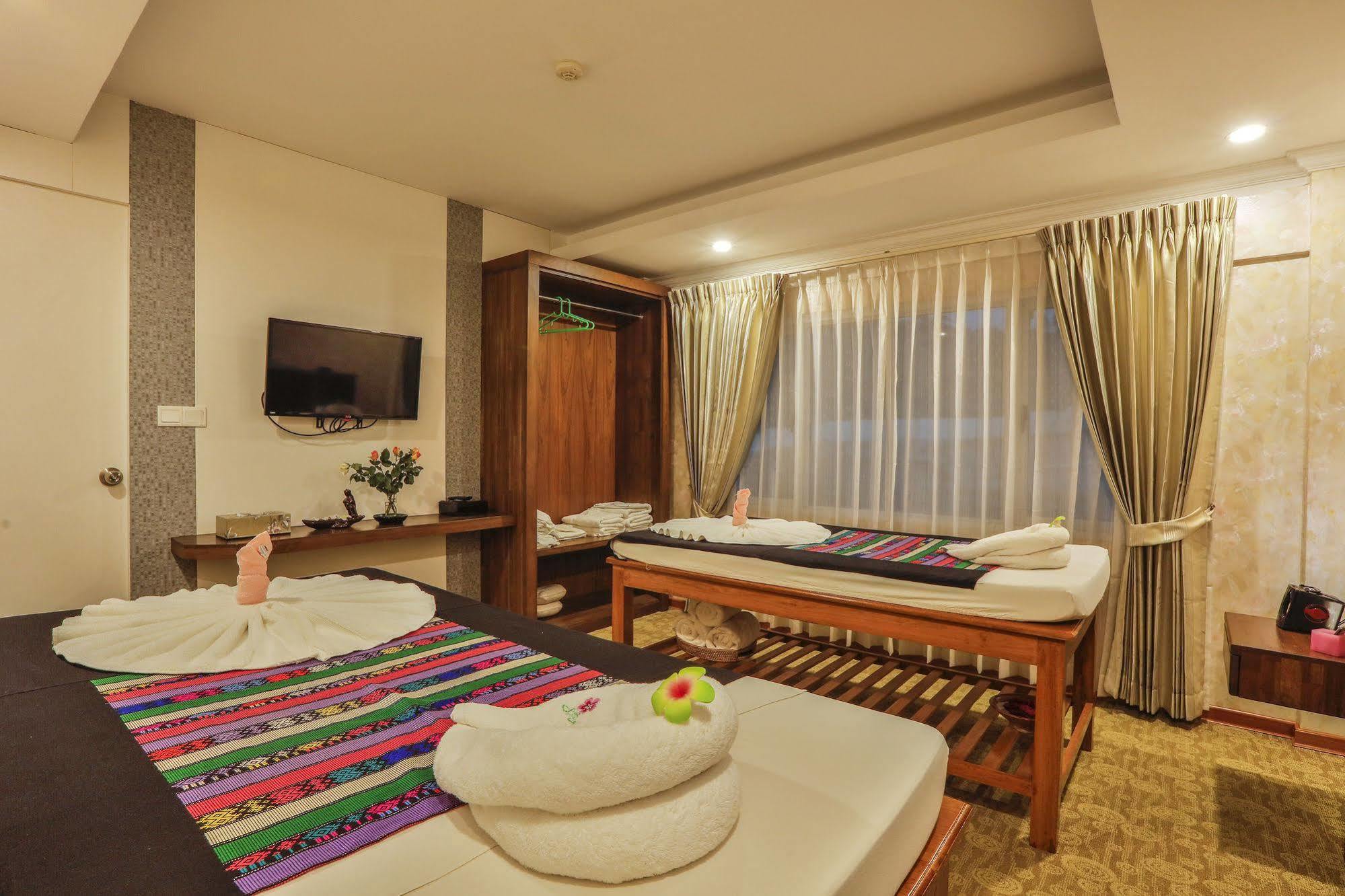 Royal Taunggyi Hotel Esterno foto
