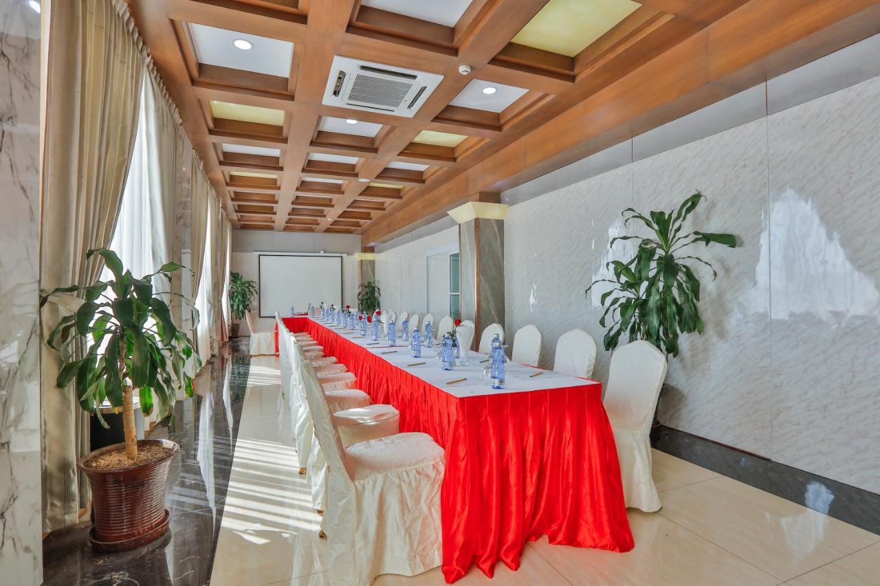 Royal Taunggyi Hotel Esterno foto