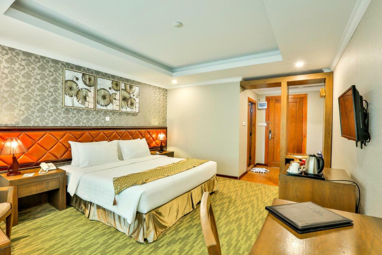 Royal Taunggyi Hotel Esterno foto